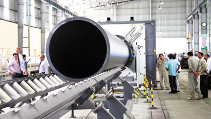 Công ty CP nhựa TNTP đưa vào hoạt động dây chuyền sản xuất ống HDPE 1200 mm